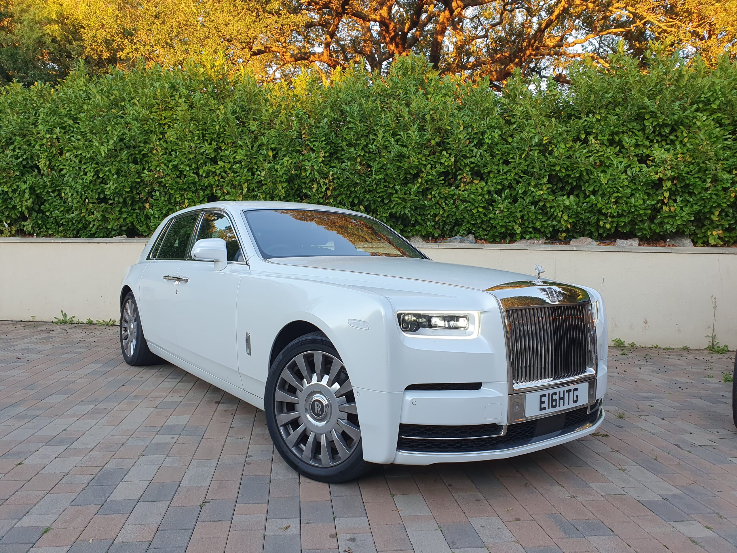 Rolls Royce Phantom 8 Luxury Car